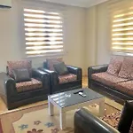 Kuzey 아파트호텔 3*